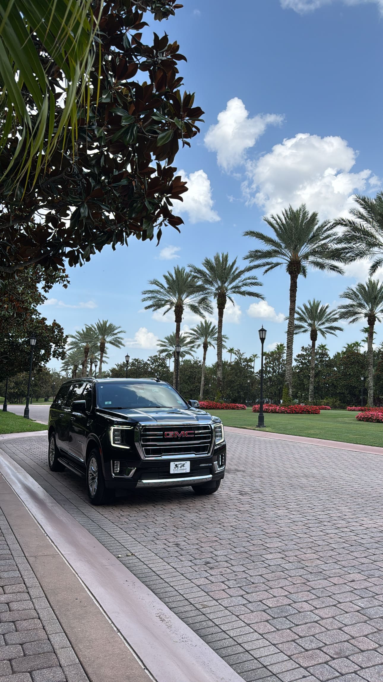 Luxury SUV — Chevrolet Suburban / GMC Yukon XL — Black Chariot Limousine Orlando
