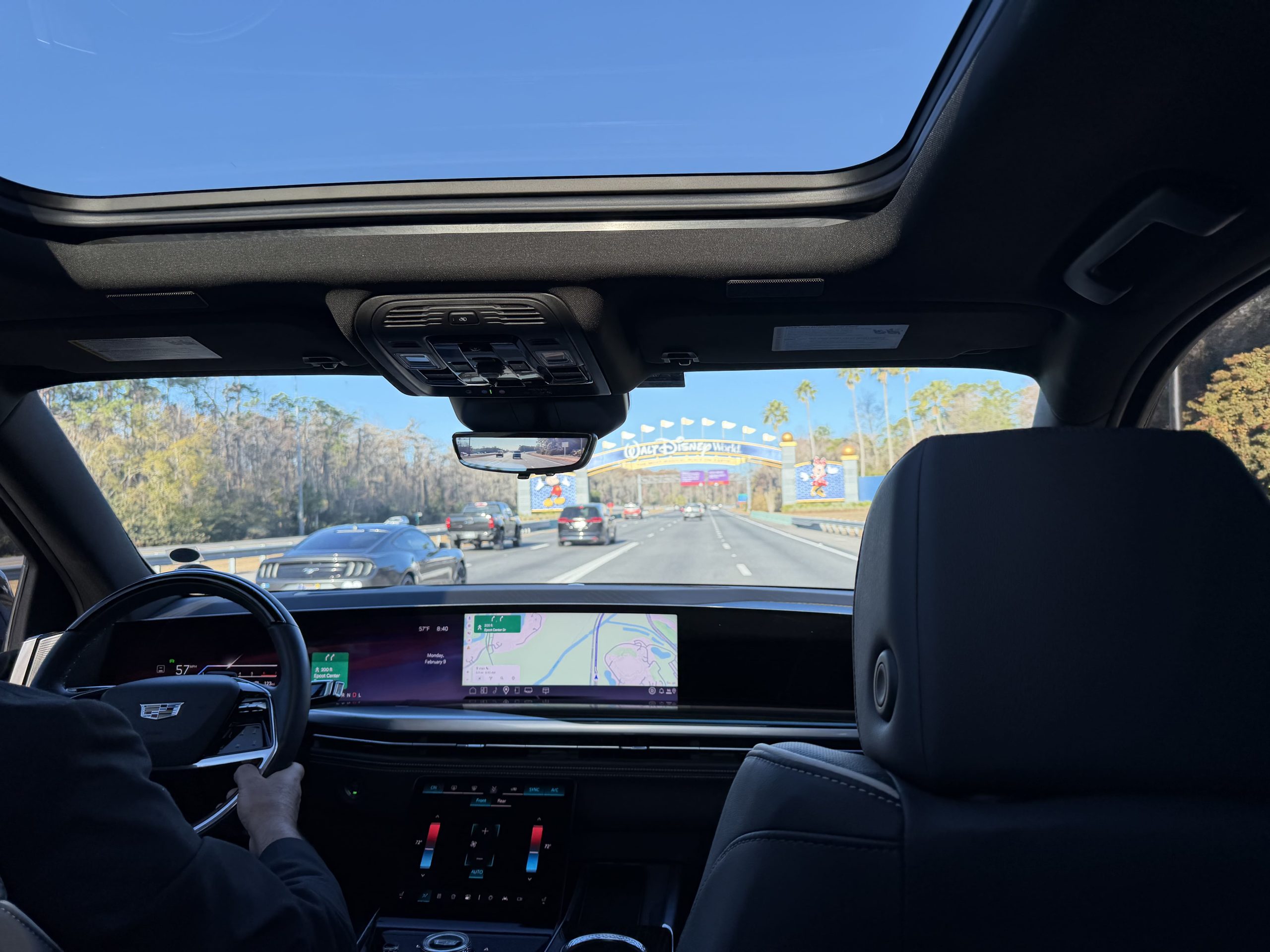 VIP SUV — Cadillac Escalade ESV — Black Chariot Limousine Orlando