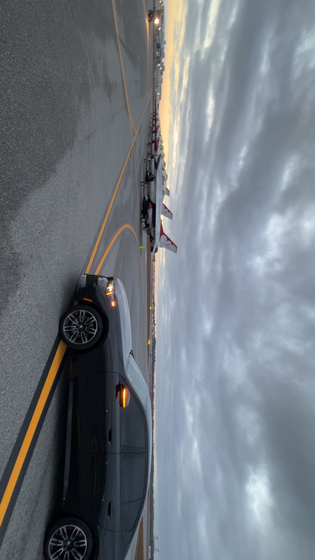 Luxury Sedan — BMW 5 Series — Black Chariot Limousine Orlando