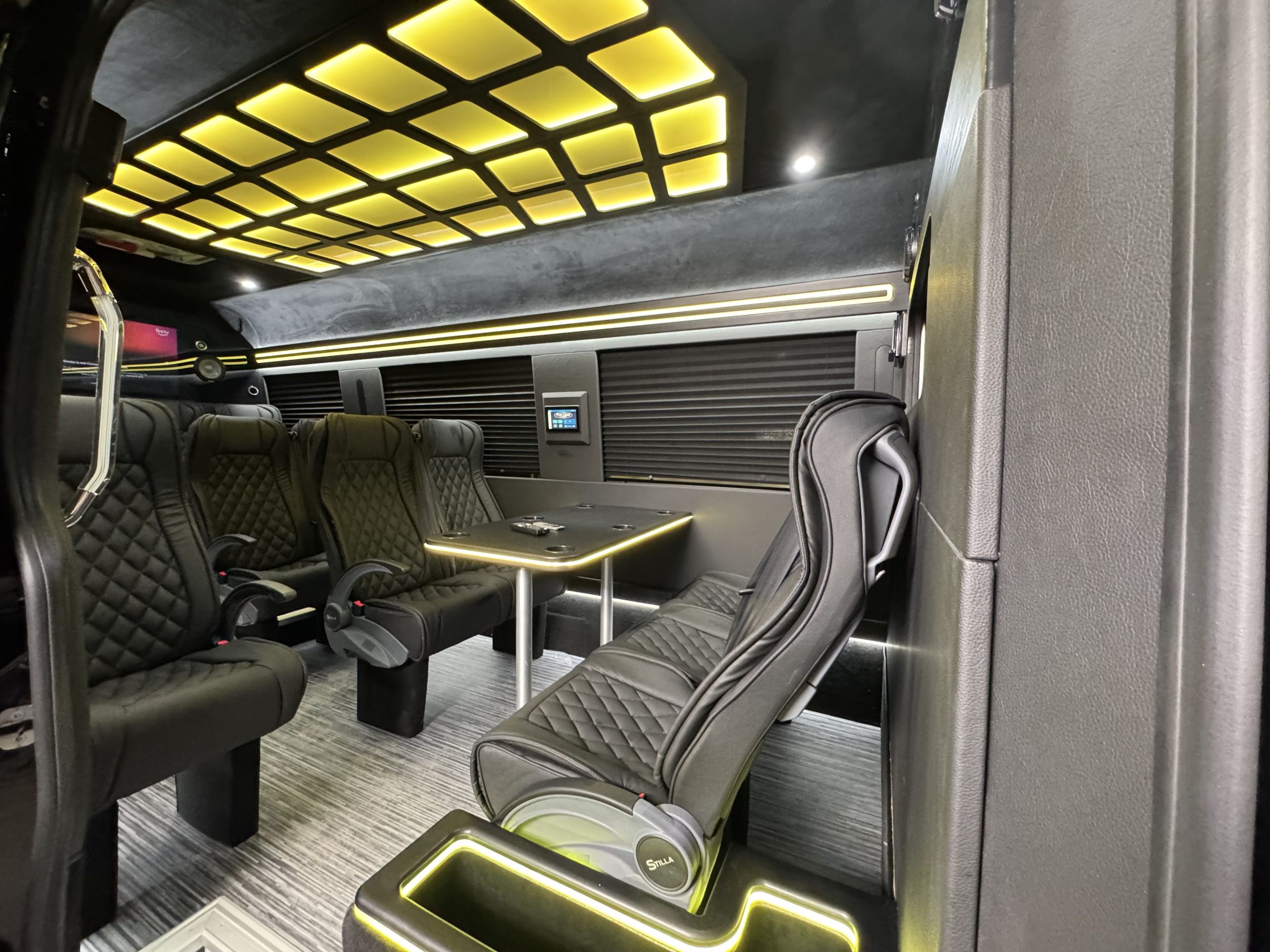 Mercedes Executive Sprinter — Black Chariot Limousine Orlando